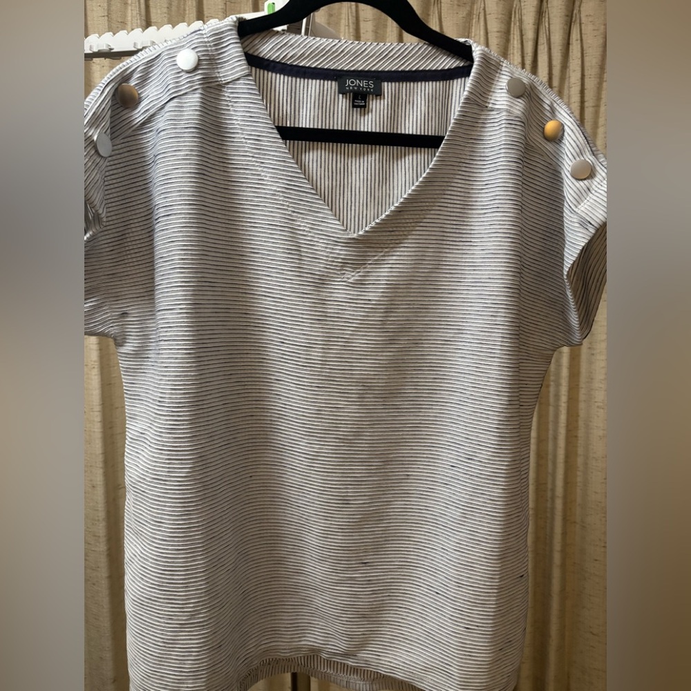 Jones New York Short Sleeve Pin-Striped Top